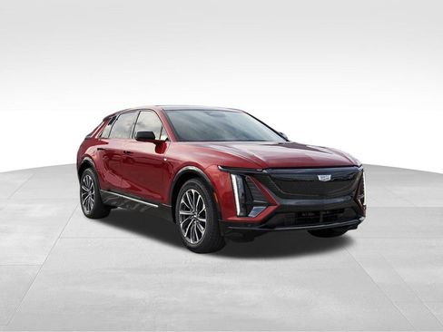 New 2026 Cadillac Lyriq Sport image 1