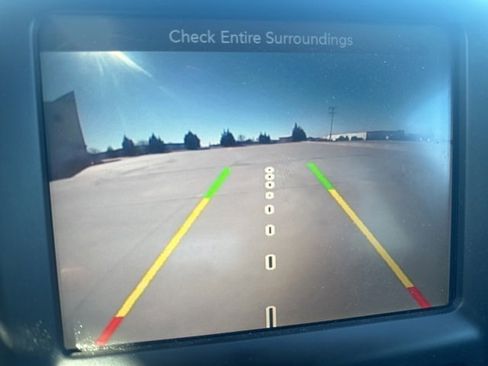 Used 2015 Jeep Cherokee Trailhawk w/ Cold Weather Group image 16