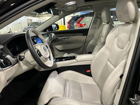 Certified 2024 Volvo S90 T8 Ultimate w/ Lounge Package image 8
