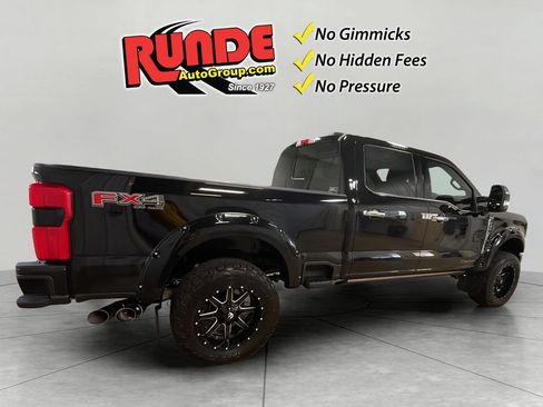 Used 2023 Ford F250 Platinum AWD/4WD image 6