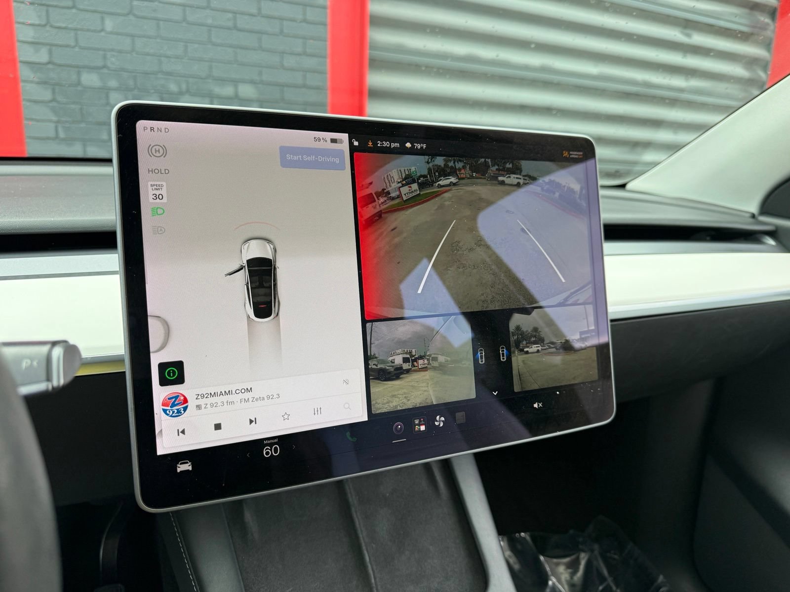 Used 2022 Tesla Model Y Long Range AWD/4WD image 25