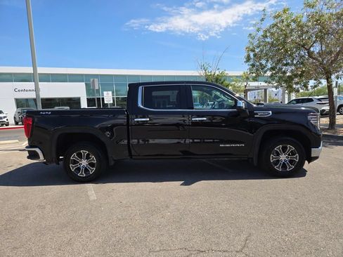 Used 2025 GMC Sierra 1500 SLT AWD/4WD image 7