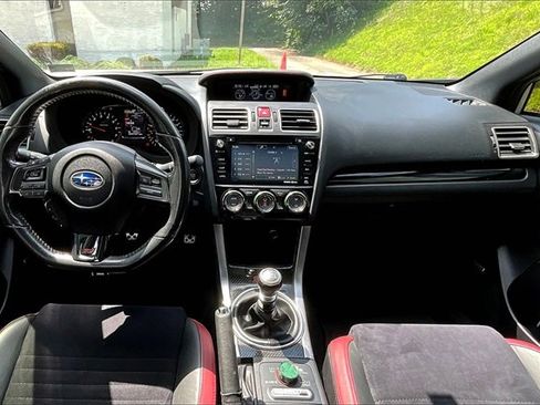 Used 2018 Subaru WRX STI Limited image 18