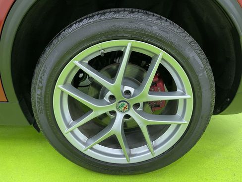 Used 2018 Alfa Romeo Stelvio Ti Sport image 16