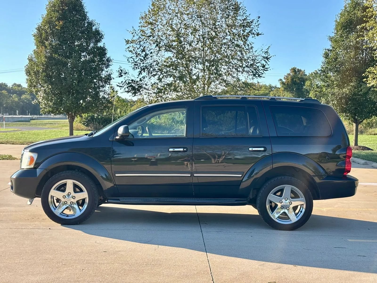 Used 2008 Dodge Durango Limited w/ Technology Group III AWD/4WD image 8