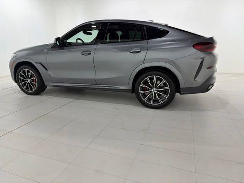 Certified 2024 BMW X6 xDrive40i w/ Premium Package AWD/4WD image 2