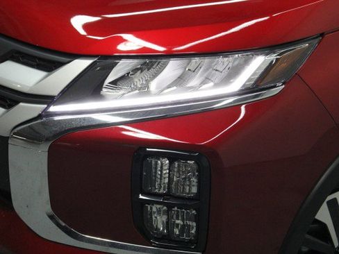 New 2026 Mitsubishi Outlander Sport ES image 2