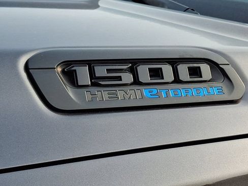 Certified 2023 RAM 1500 Big Horn AWD/4WD image 8