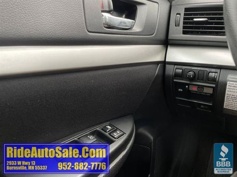 Used 2011 Subaru Outback 2.5i AWD/4WD image 30