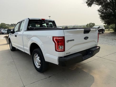 Used 2015 Ford F150 XL w/ Equipment Group 101A Mid RWD image 22