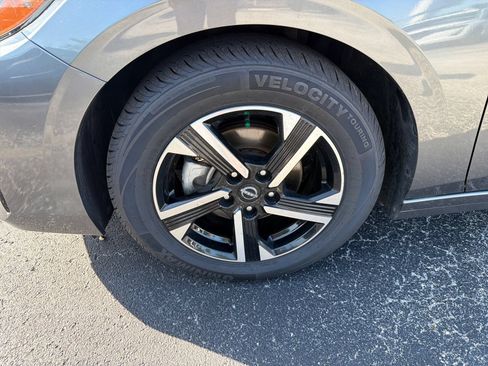 Used 2024 Nissan Sentra SV FWD image 12
