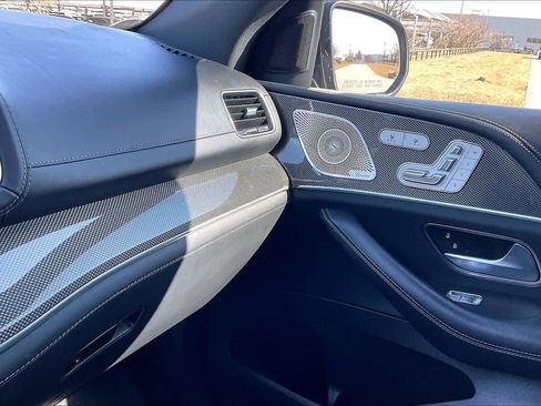 Used 2023 Mercedes-Benz GLE 53 AMG AMG GLE 53 image 33