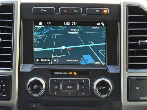 Used 2018 Ford F150 Lariat w/ Equipment Group 502A Luxury image 13