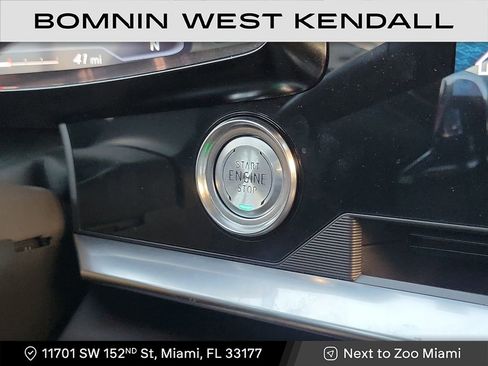 Used 2025 Chevrolet Corvette Z06 image 15