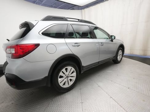 Used 2019 Subaru Outback 2.5i Premium AWD/4WD image 36