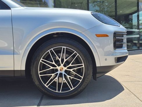 Certified 2026 Porsche Cayenne Coupe AWD/4WD image 11