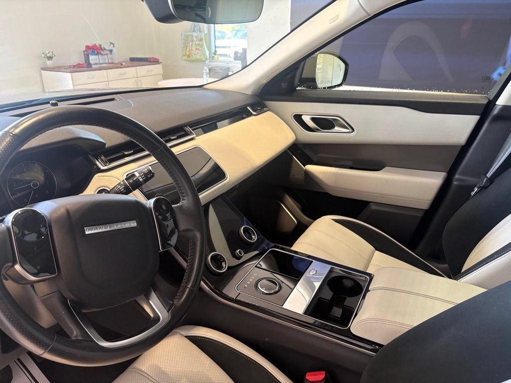 Used 2020 Land Rover Range Rover Velar S AWD/4WD image 14