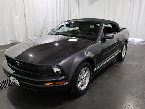 Used 2007 Ford Mustang Premium RWD image 19