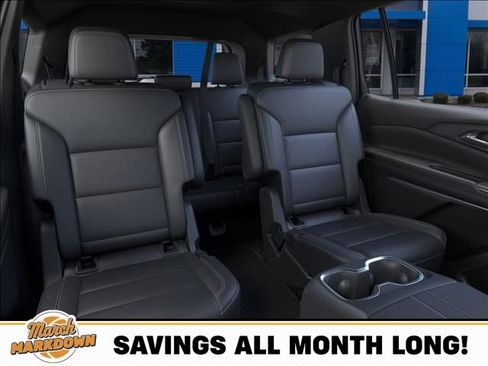 New 2026 Chevrolet Traverse LT w/ Sun and Wheel Package image 17