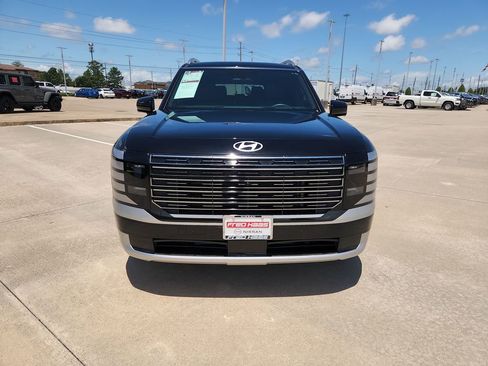 Used 2026 Hyundai Palisade Calligraphy FWD image 9