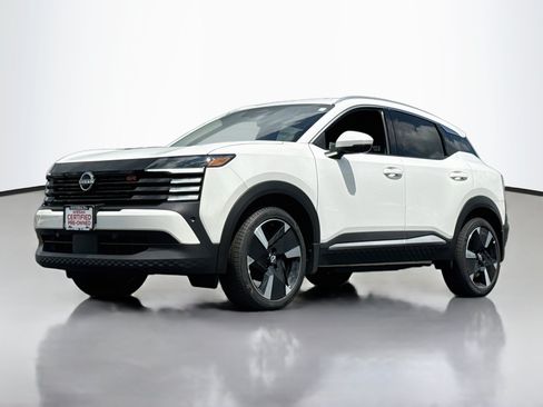 Certified 2025 Nissan Kicks SR AWD/4WD image 3