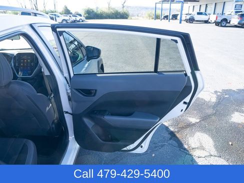 Used 2025 Subaru Crosstrek 2.0i Premium image 13