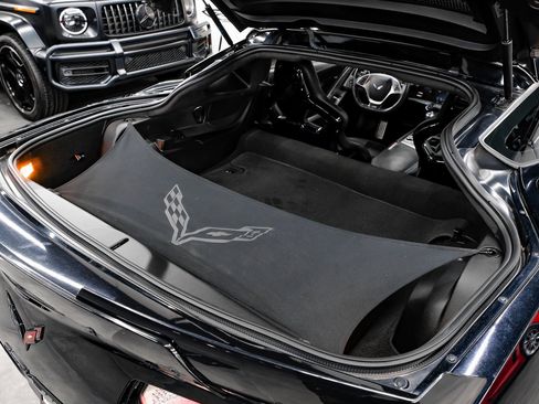 Used 2016 Chevrolet Corvette Z06 w/ 3LZ Preferred Equipment Group image 58