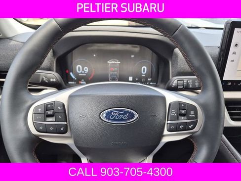 Used 2025 Ford Explorer Active RWD image 33