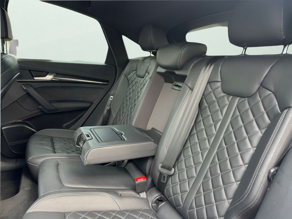 Used 2023 Audi SQ5 Prestige w/ Prestige Package AWD/4WD image 13