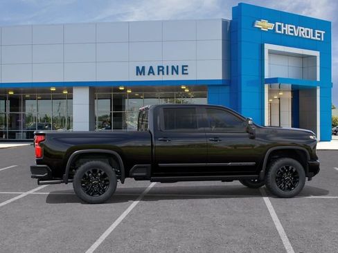 New 2026 Chevrolet Silverado 2500 High Country w/ Midnight Edition AWD/4WD image 5