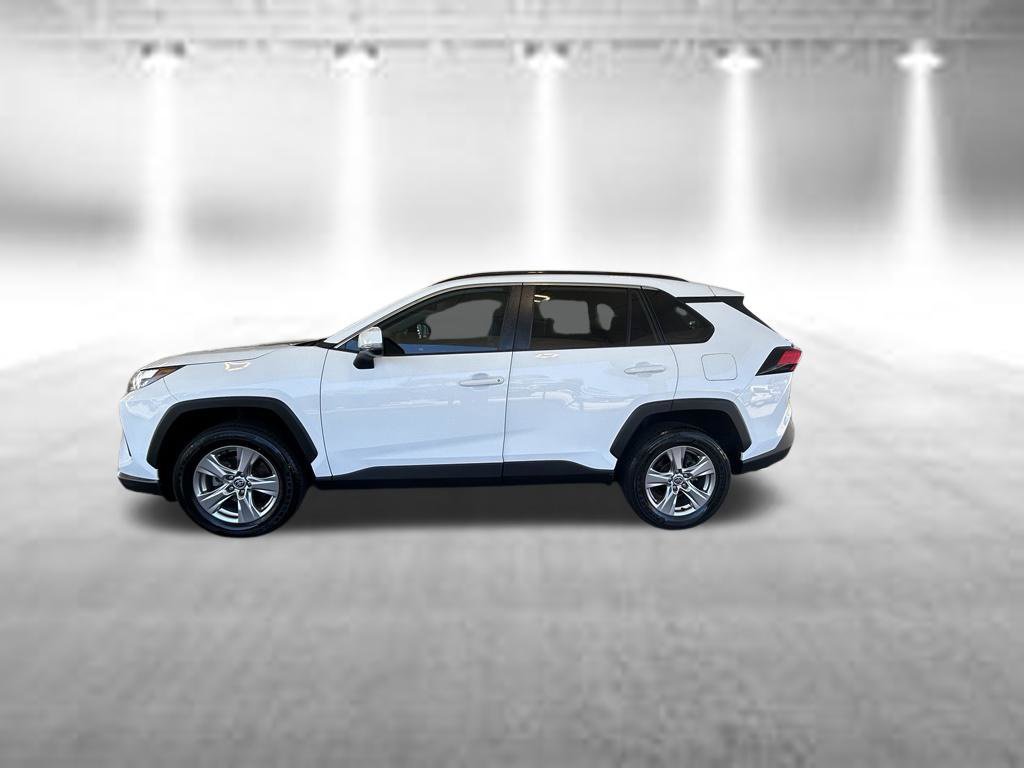 Used 2022 Toyota RAV4 XLE w/ Convenience Package FWD image 8