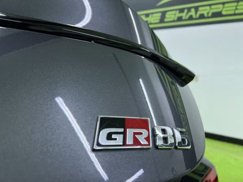 Used 2023 Toyota GR86 w/ ALL Weather Mat Package (TMS) RWD image 12