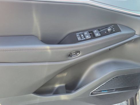 Used 2024 Jeep Wagoneer Launch Edition w/ Trailer Tow Group AWD/4WD image 19