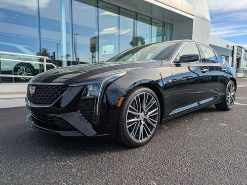Used 2025 Cadillac CT5 Premium Luxury image 8