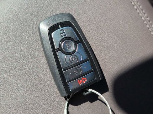 New 2025 Ford Explorer Platinum w/ Ultimate Package image 27