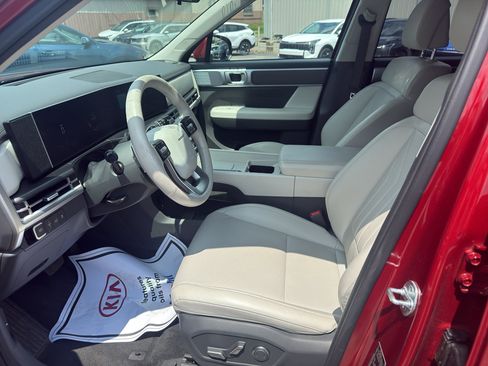 Used 2025 Hyundai Santa Fe SEL AWD/4WD image 12