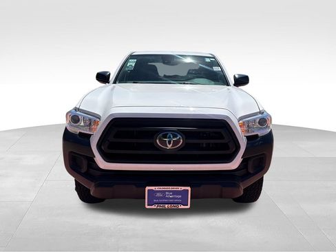 Used 2021 Toyota Tacoma SR RWD image 2