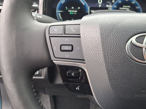 Certified 2025 Toyota Camry XLE w/ Premium Plus Package image 22