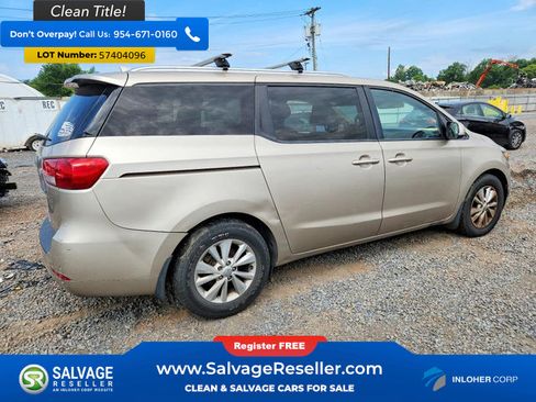 Used 2016 Kia Sedona LX w/ Option Group 020 FWD image 4