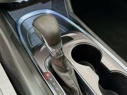Used 2023 Chevrolet Malibu LT FWD image 15
