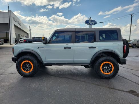 Certified 2023 Ford Bronco Big Bend w/ Sasquatch Package AWD/4WD image 7