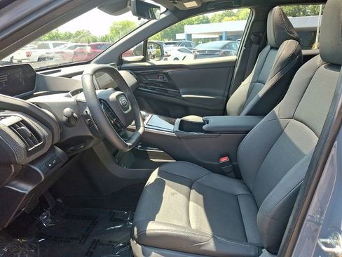 Used 2025 Subaru Solterra w/ Touring Package AWD/4WD image 15