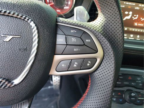 Used 2022 Dodge Challenger SRT Hellcat w/ Plus Package image 25