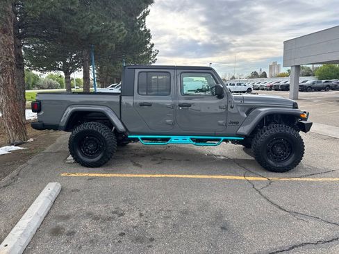 Used 2021 Jeep Gladiator Sport AWD/4WD image 6