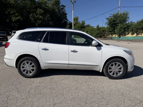 Used 2017 Buick Enclave Leather FWD image 8
