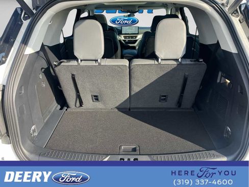New 2026 Ford Explorer Active w/ Active Comfort Package image 19