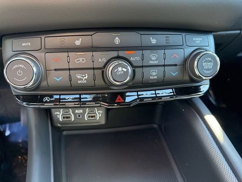 New 2026 Dodge Durango GT w/ Blacktop Package RWD image 33