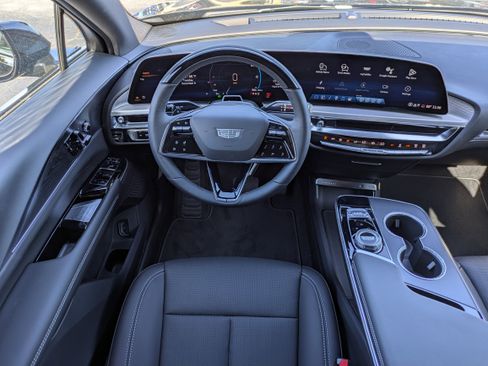 New 2026 Cadillac Lyriq Sport image 14