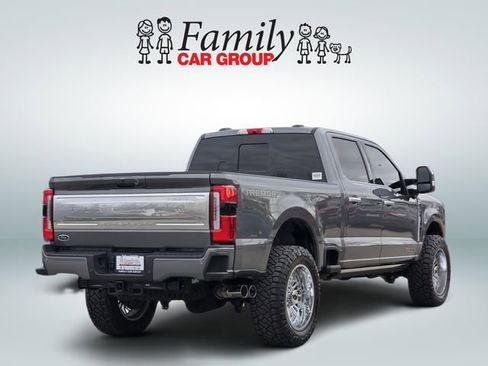 Used 2026 Ford F250 Platinum w/ Platinum Plus Package image 4