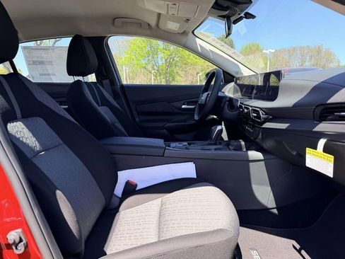 New 2026 Nissan Sentra SV w/ Floor Mat Package FWD image 10